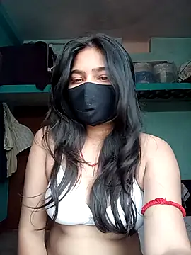 Snapshot of Snehabeauti chatting on October 18, 4:48 am Snehabeauti online show from October 18, 4:48 am