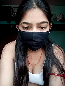 Snapshot of Snehabeauti chatting on October 8, 4:28 am Snehabeauti online show from October 8, 4:28 am