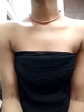 Naina 04 online show from October 2, 4:45 pm