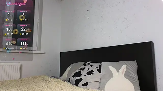 Snapshot of Olivia_Noir chatting on October 19, 5:04 pm Olivia Noir online show from October 19, 5:04 pm