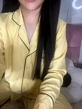 RubyBerry online show from November 18, 4:19 pm