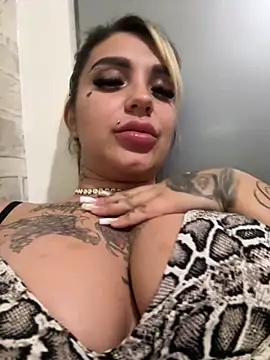 Princess-Jasmine07 online show from June 14, 5:24 pm