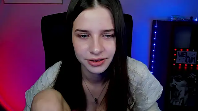 LuxMaya online show from March 9, 7:33 am