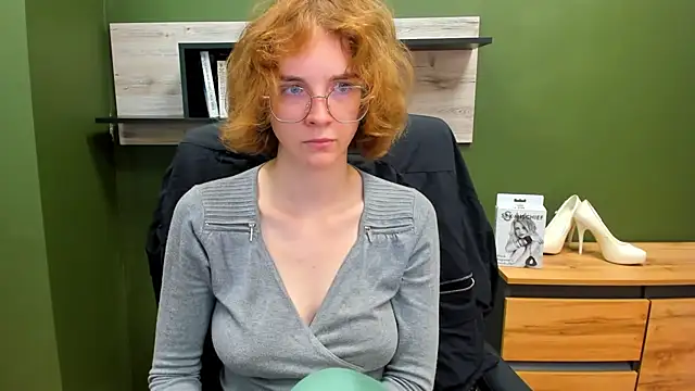 Snapshot of juicyPenny chatting on September 12, 7:07 am juicyPenny online show from September 12, 7:07 am