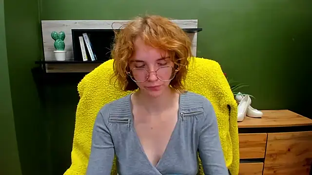 Snapshot of juicyPenny chatting on September 24, 6:34 am juicyPenny online show from September 24, 6:34 am