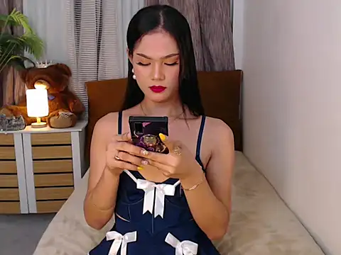 sugar dollyyy online show from September 18, 9:24 pm