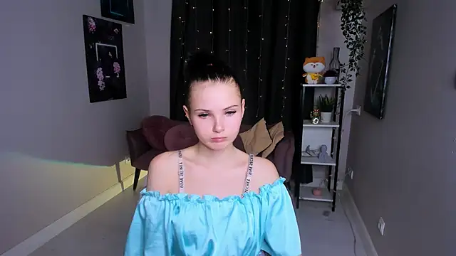 Leila xxBaby online show from September 21, 1:32 pm