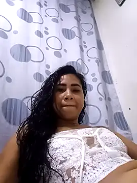 PERLA BLACK  online show from October 13, 10:51 am