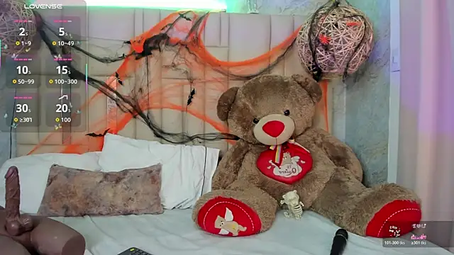 NikkyyRed online show from October 31, 3:08 am