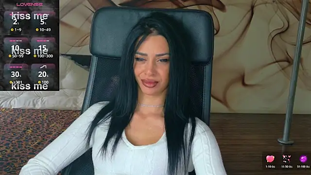 NaomiScarlet online show from October 24, 8:10 am