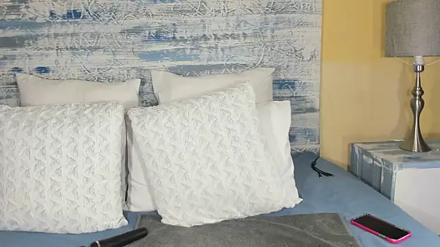 Jess555 online show from December 17, 8:18 am