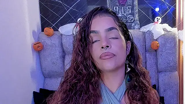 Snapshot of roxanne_dl chatting on October 17, 5:05 pm roxanne dl online show from October 17, 5:05 pm