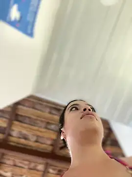 JuanitaMore01 online show from January 6, 10:57 pm