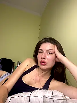 Cute Erika online show from November 4, 7:41 pm