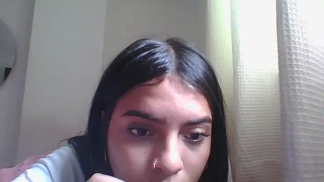 Snapshot of Lucy_2025 chatting on September 29, 6:57 pm Lucy 2025 online show from September 29, 6:57 pm