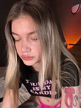 TechnooBabyy online show from October 29, 7:27 pm