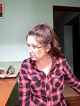 Snapshot of Merida2276 chatting on September 25, 3:27 am Merida2276 online show from September 25, 3:27 am