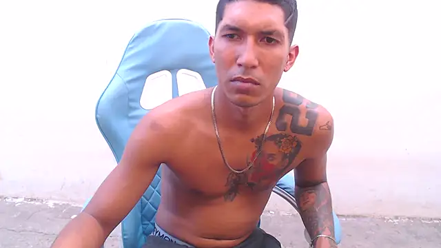 sensualduo online show from March 23, 9:21 pm