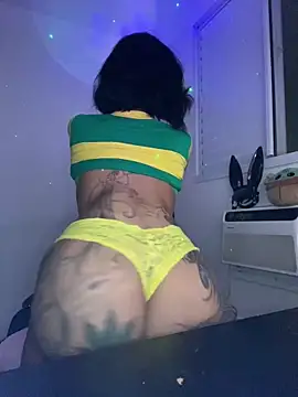 kahpoliver online show from June 14, 2:24 am