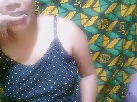 WetHornyPusy4u online show from March 25, 7:28 pm