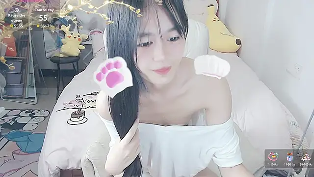 Snapshot of stupidcat5227 chatting on October 9, 2:10 pm stupidcat5227 online show from October 9, 2:10 pm