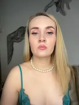 KiraBerht online show from March 18, 9:53 pm