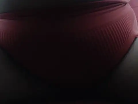 Snapshot of princess_extreme chatting on November 2, 12:47 am princess extreme online show from November 2, 12:47 am