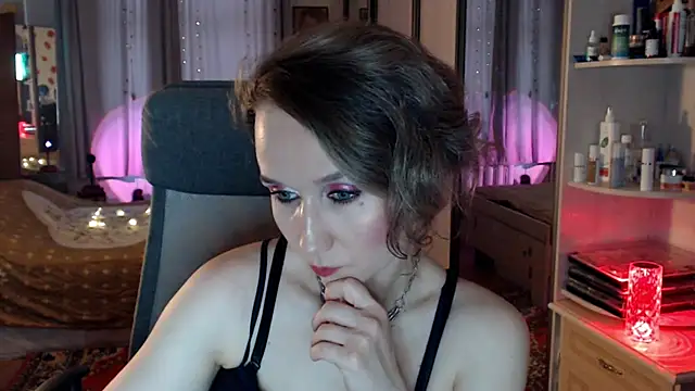 ClassyInna online show from November 12, 8:34 am