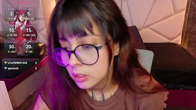 sophiaa 7 online show from October 13, 12:08 pm