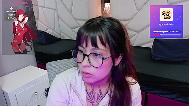 sophiaa 7 online show from September 17, 2:26 pm