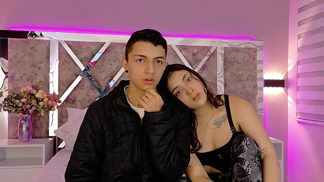 NickandAbby  online show from November 24, 11:45 am