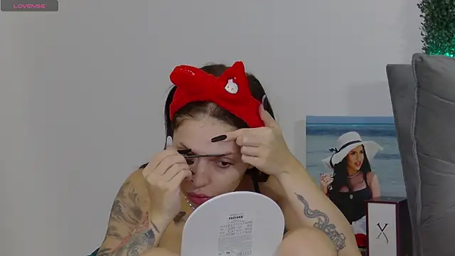 sexyanais online show from November 6, 8:15 pm