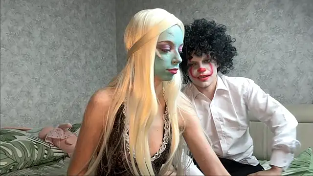 Snapshot of AsyaSky chatting on October 31, 4:55 pm AsyaSky online show from October 31, 4:55 pm