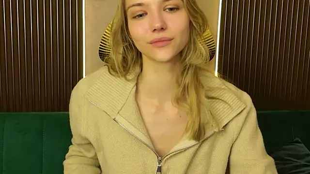 4example Chloe online show from March 21, 10:42 am