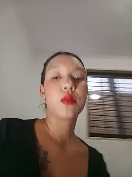 Snapshot of Gabifresa chatting on September 12, 10:06 pm Gabifresa online show from September 12, 10:06 pm