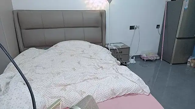 kexin a online show from October 22, 4:50 am