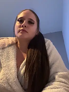 LollyLove  online show from April 2, 8:17 pm