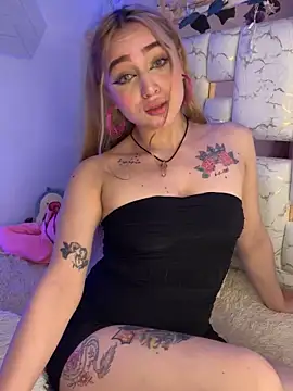 Sara Sophia420 online show from October 19, 10:45 pm