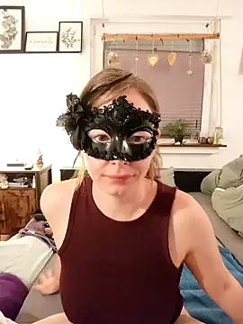 Snapshot of Squirtingcouple9094 chatting on October 16, 6:43 pm Squirtingcouple9094 online show from October 16, 6:43 pm