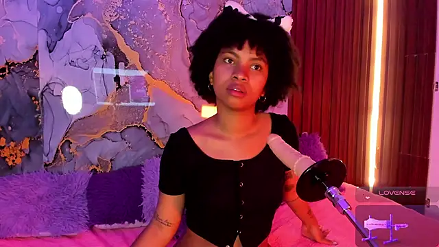 Lolalewis777 online show from October 28, 2:17 am