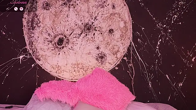 ShaniaDaniels online show from December 21, 10:35 pm