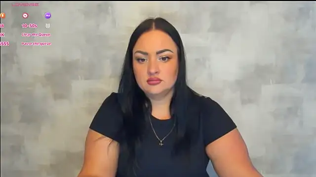 Snapshot of AliTemptress chatting on September 9, 9:09 am AliTemptress online show from September 9, 9:09 am