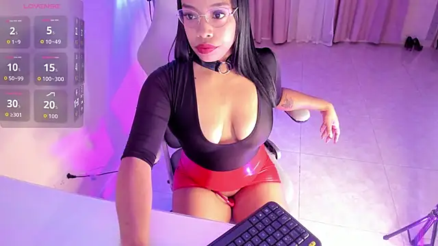 Georgina-Mtz online show from March 24, 10:15 pm