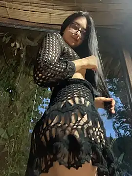 Just Isaa online show from January 31, 11:14 pm