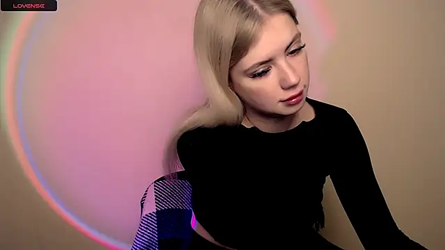 AliceHotty  online show from November 7, 8:09 am