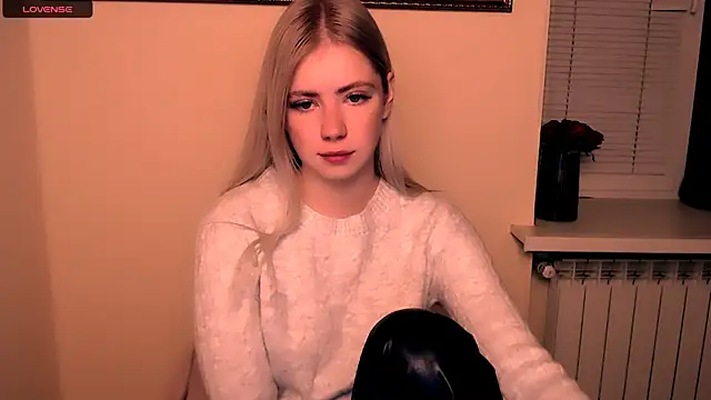 AliceHotty  online show from October 19, 10:06 am