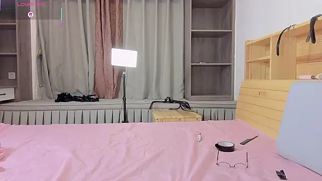 Yaya--728 online show from November 11, 12:13 pm