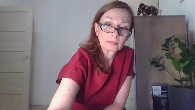 Snapshot of Sweetmurrr chatting on September 10, 3:17 am Sweetmurrr online show from September 10, 3:17 am