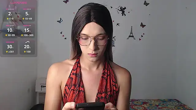 Macarena 05 online show from September 15, 9:00 pm