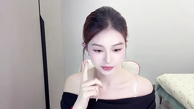 Snapshot of Cookie-oo chatting on September 24, 11:31 am Cookie-oo online show from September 24, 11:31 am